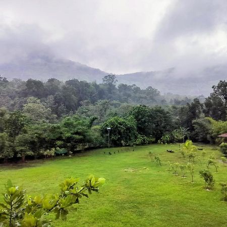 King'S Landing Villa Karjat Ngoại thất bức ảnh