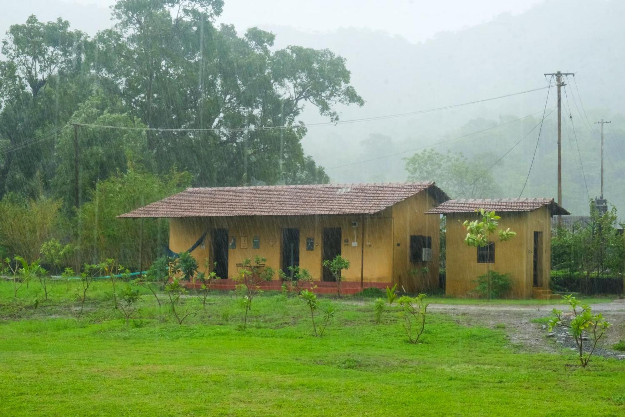 King'S Landing Villa Karjat Ngoại thất bức ảnh