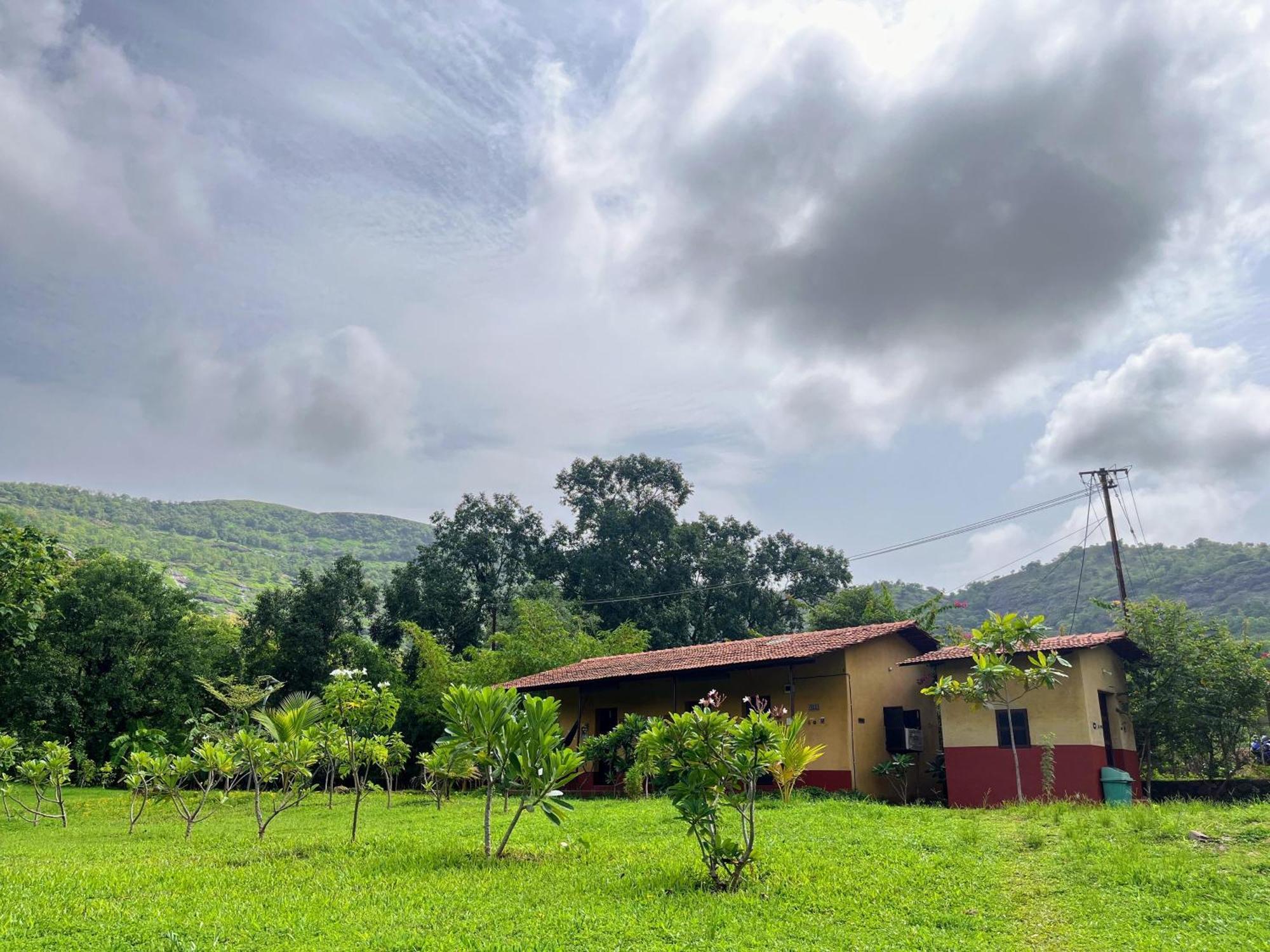 King'S Landing Villa Karjat Ngoại thất bức ảnh